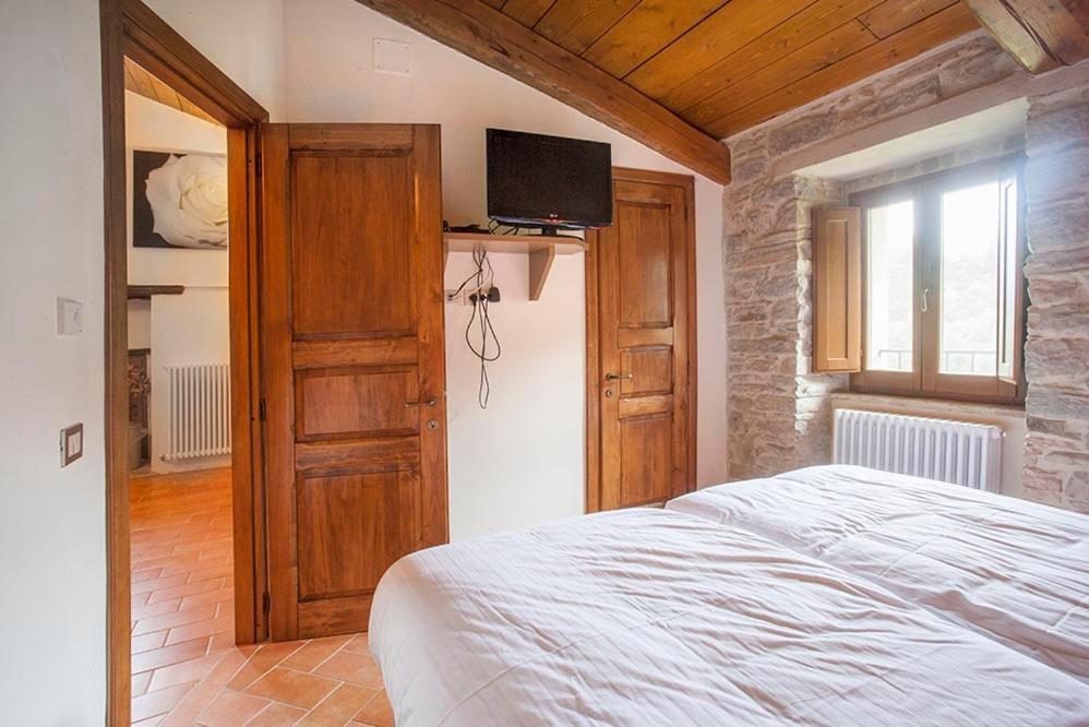 Country House Villa La Farfalla Pietralunga  Exterior photo
