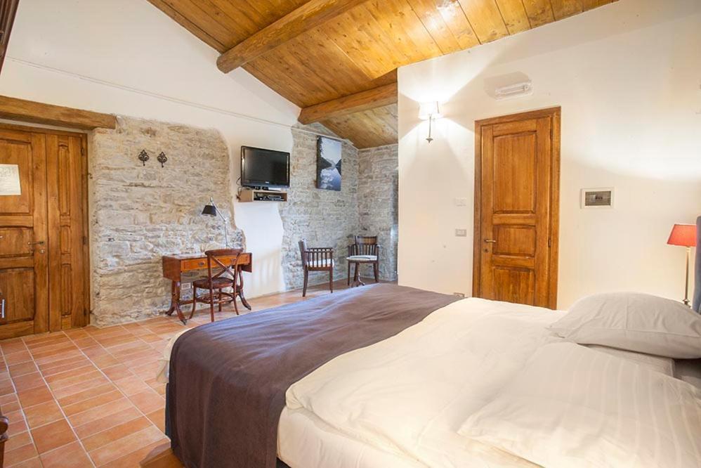 Country House Villa La Farfalla Pietralunga  Exterior photo